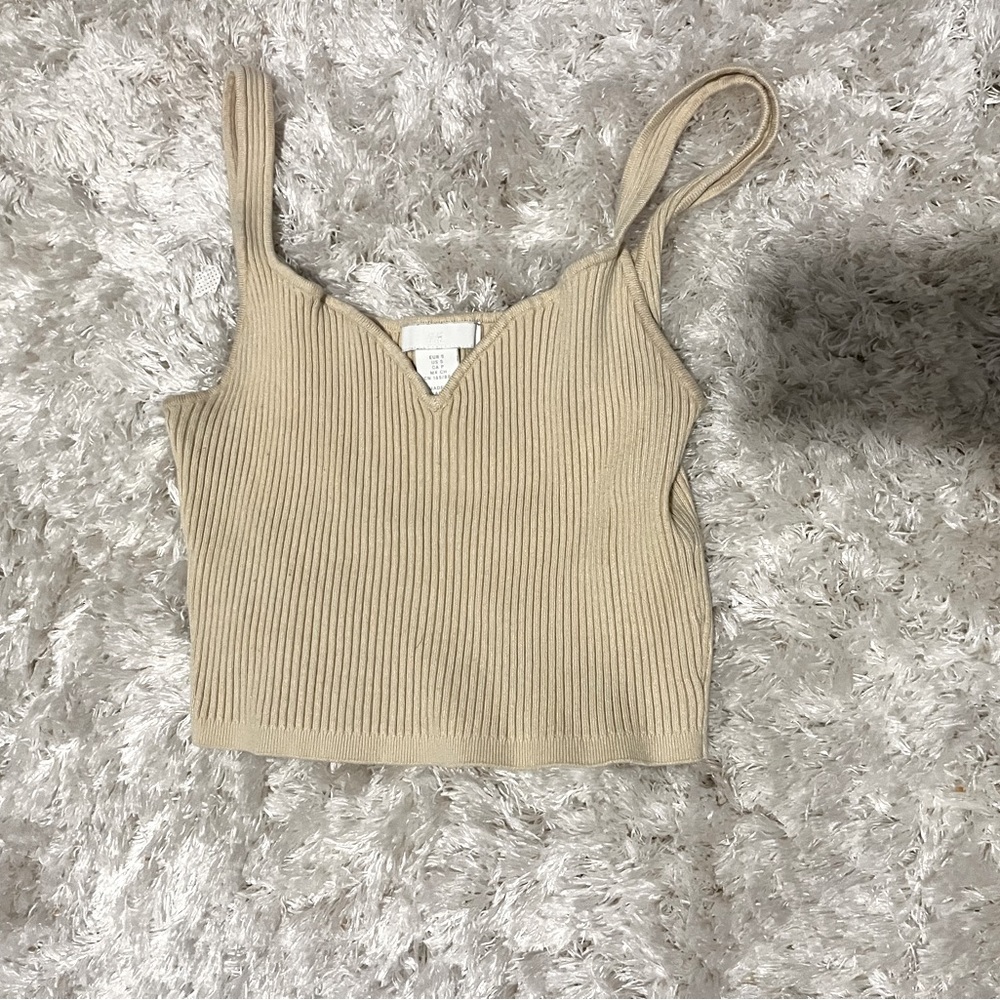 h&m light yellow crop top